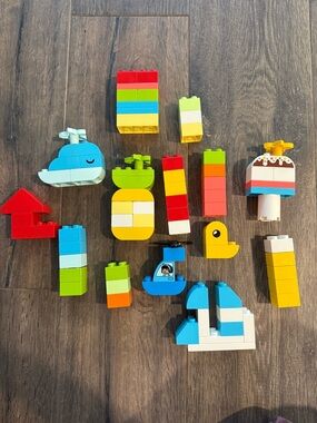 Classic Duplo legos